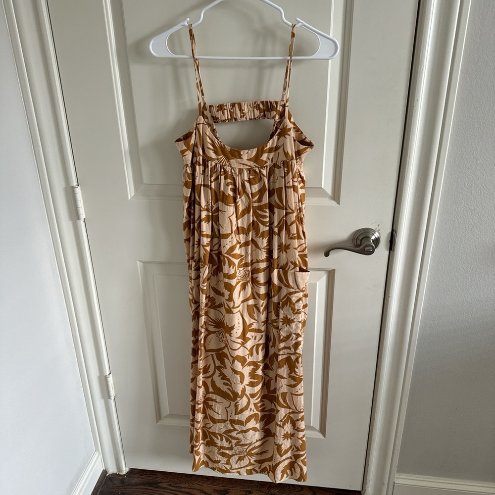 Madewell Linen-Blend Cami Midi Dress

New with tags! Size Medium
